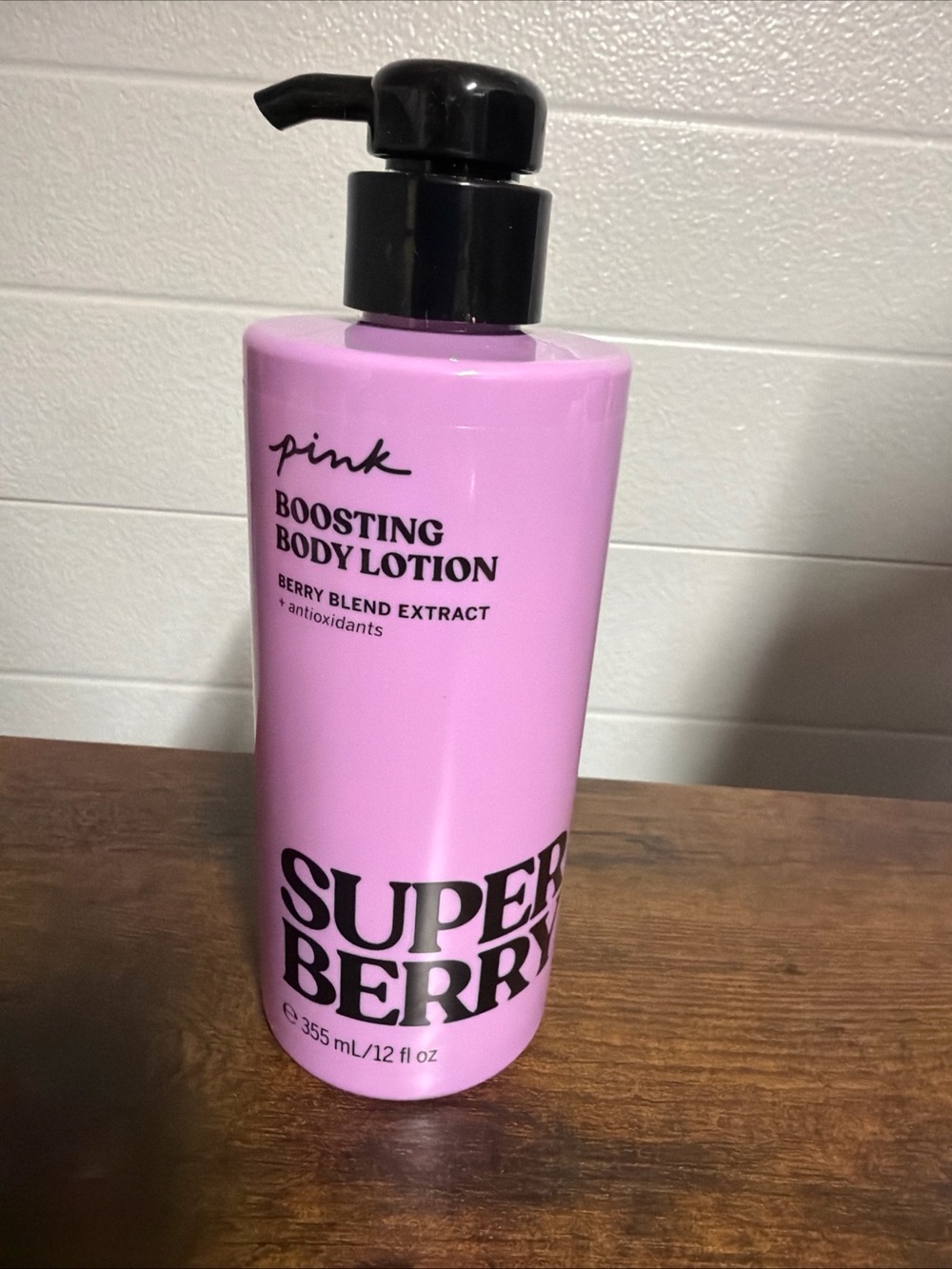 PINK Victoria's Secret Boosting Body Lotion - SUPER BERRY 12oz NEW